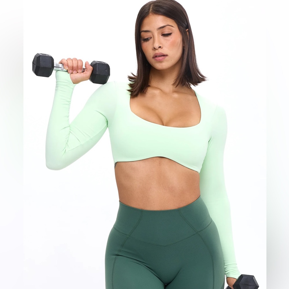 BuffBunny Mint Green Long Sleeve Crop Top